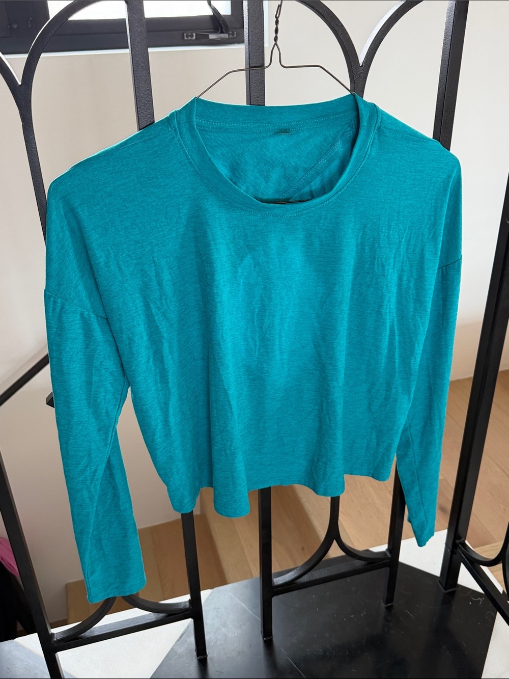 Beyond Yoga Teal Long Sleeve Crew Neck Top